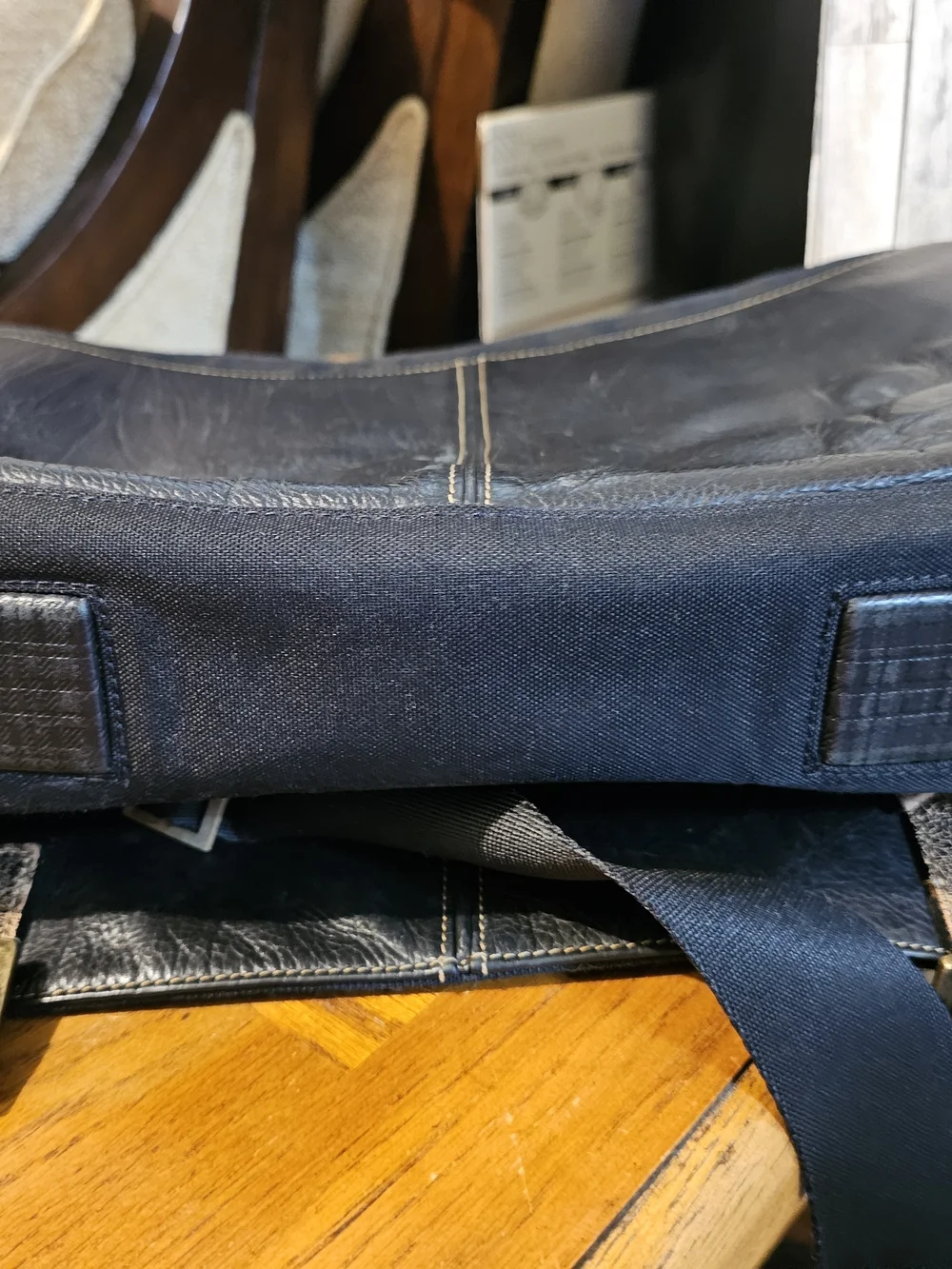 Men's Black Leather Messenger Bag with Adjustable Strap